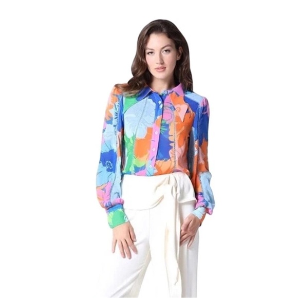 Colorful Floral Women's Top - Picture 2 of 6